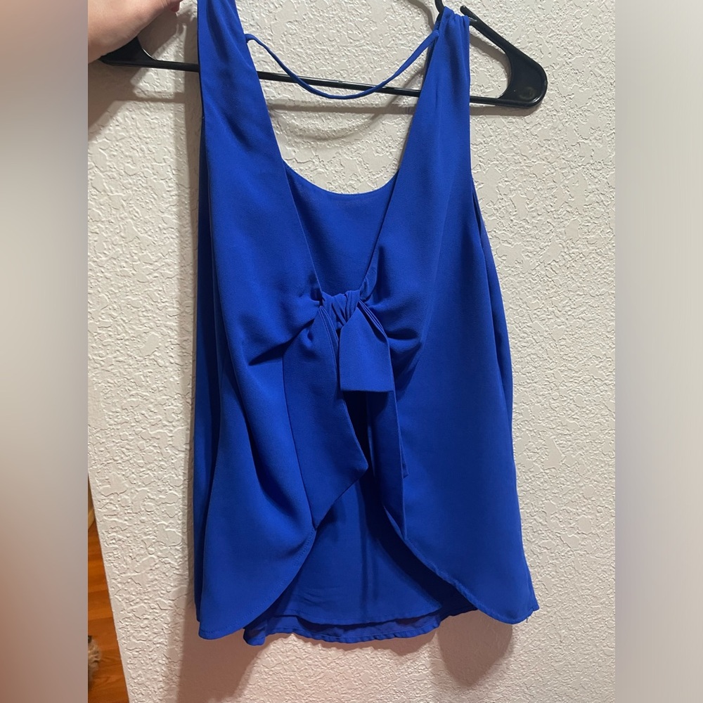 Tank top - Picture 2 of 3